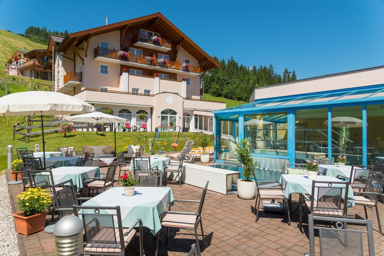 Hotel Vierjahreszeiten Флахау Экстерьер фото